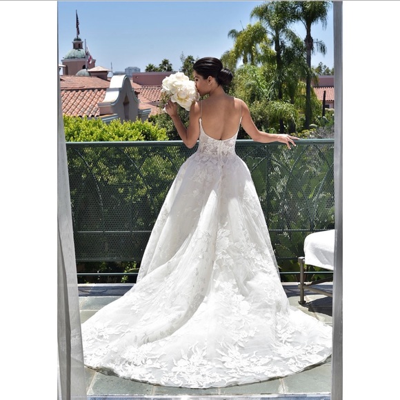 Monique Lhuillier Maeve Wedding Gown WHITE - Picture 3 of 9